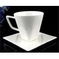 KC-2577 Haonai Keramik-Kaffeetasse mit quadratischer Untertasse